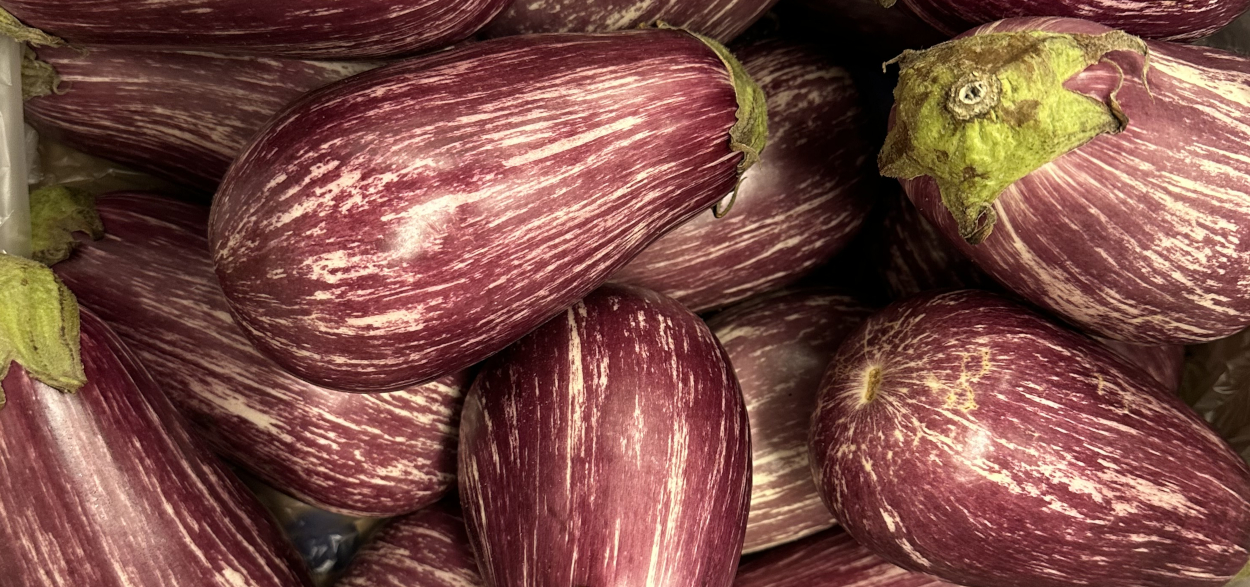 Graffiti aubergine